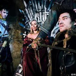 Rebecca Moore in 'Brazzers' Queen Of Thrones - Part 1 (A XXX Parody) (Thumbnail 1)