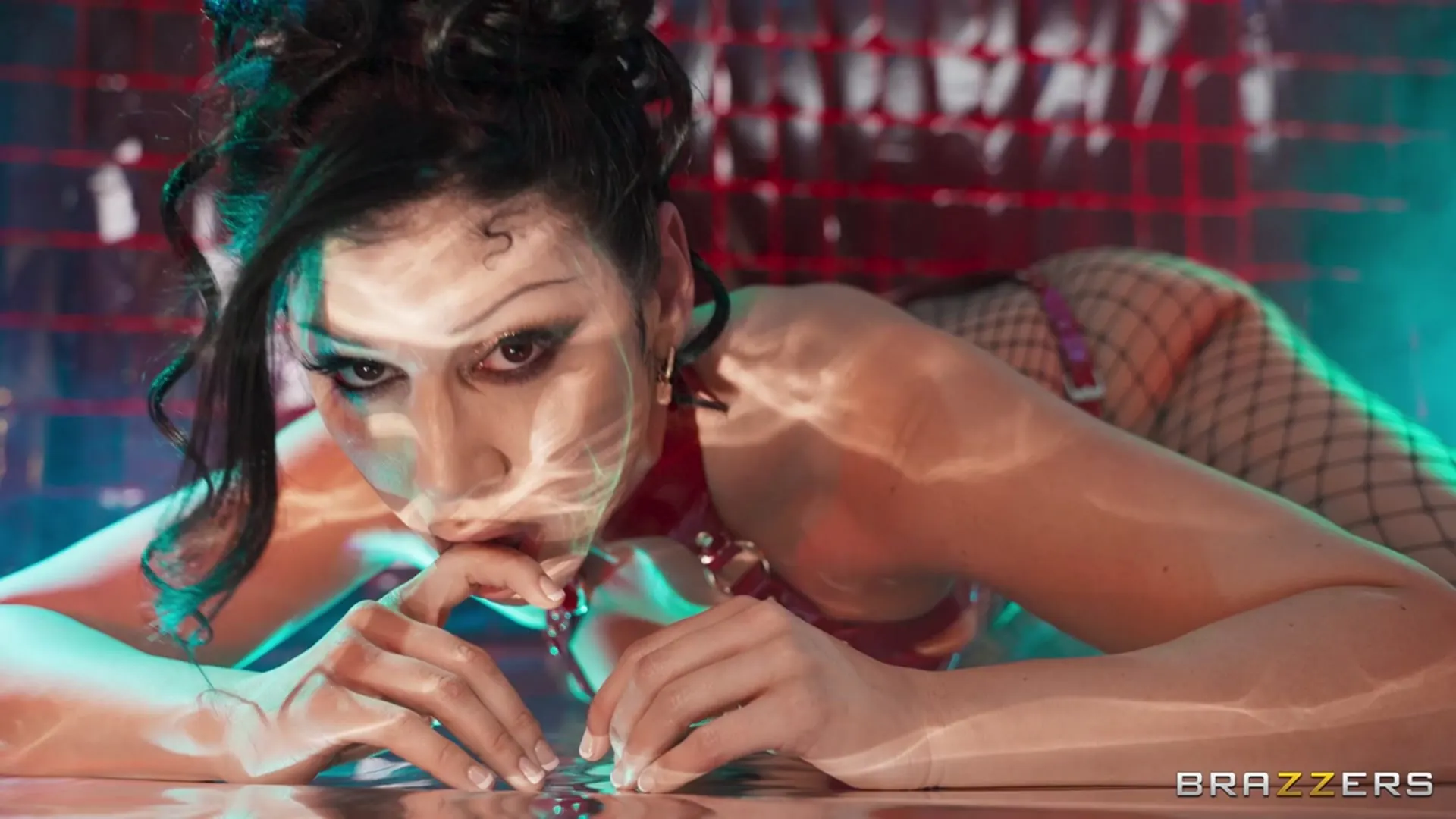 Brazzers 'Squirting Threeway' starring Queenie Sateen (Photo 2)