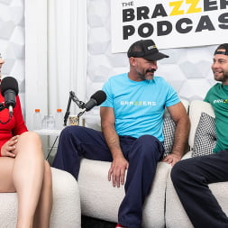 Valentina Nappi में 'Brazzers' ब्रेज़र्स पॉडकास्ट: एपिसोड 10 (थंबनेल 1)