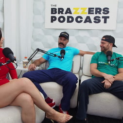 Valentina Nappi में 'Brazzers' ब्रेज़र्स पॉडकास्ट: एपिसोड 10 (थंबनेल 3)