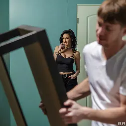 Veronica Avluv in 'Brazzers' The Lusty Landlady (Thumbnail 1)