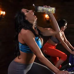 Ariella Ferrera in 'Brazzers' Harder Faster Milfier (Thumbnail 1)