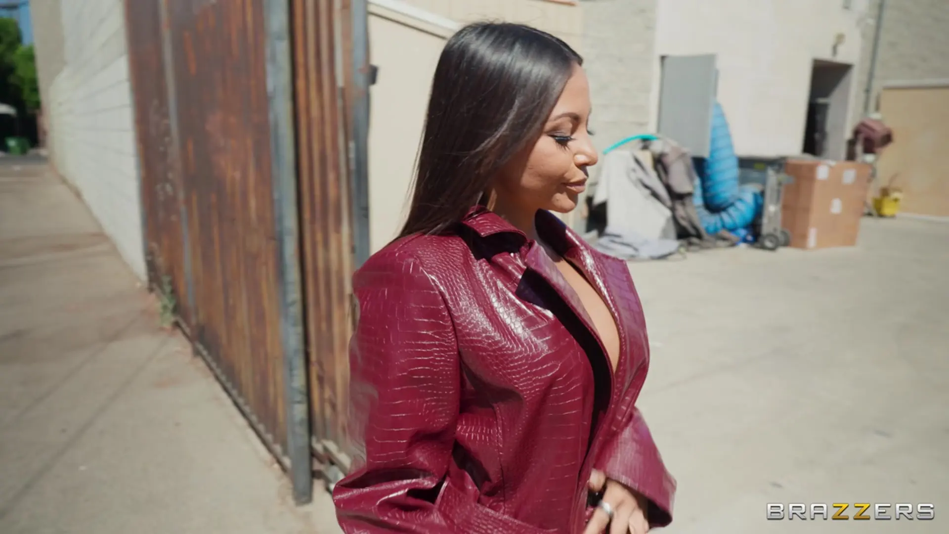 Brazzers 'Doppelt gebucht! Wollt ihr mich verarschen, Offiziere' Darsteller Brandy Salazar (Foto 1)