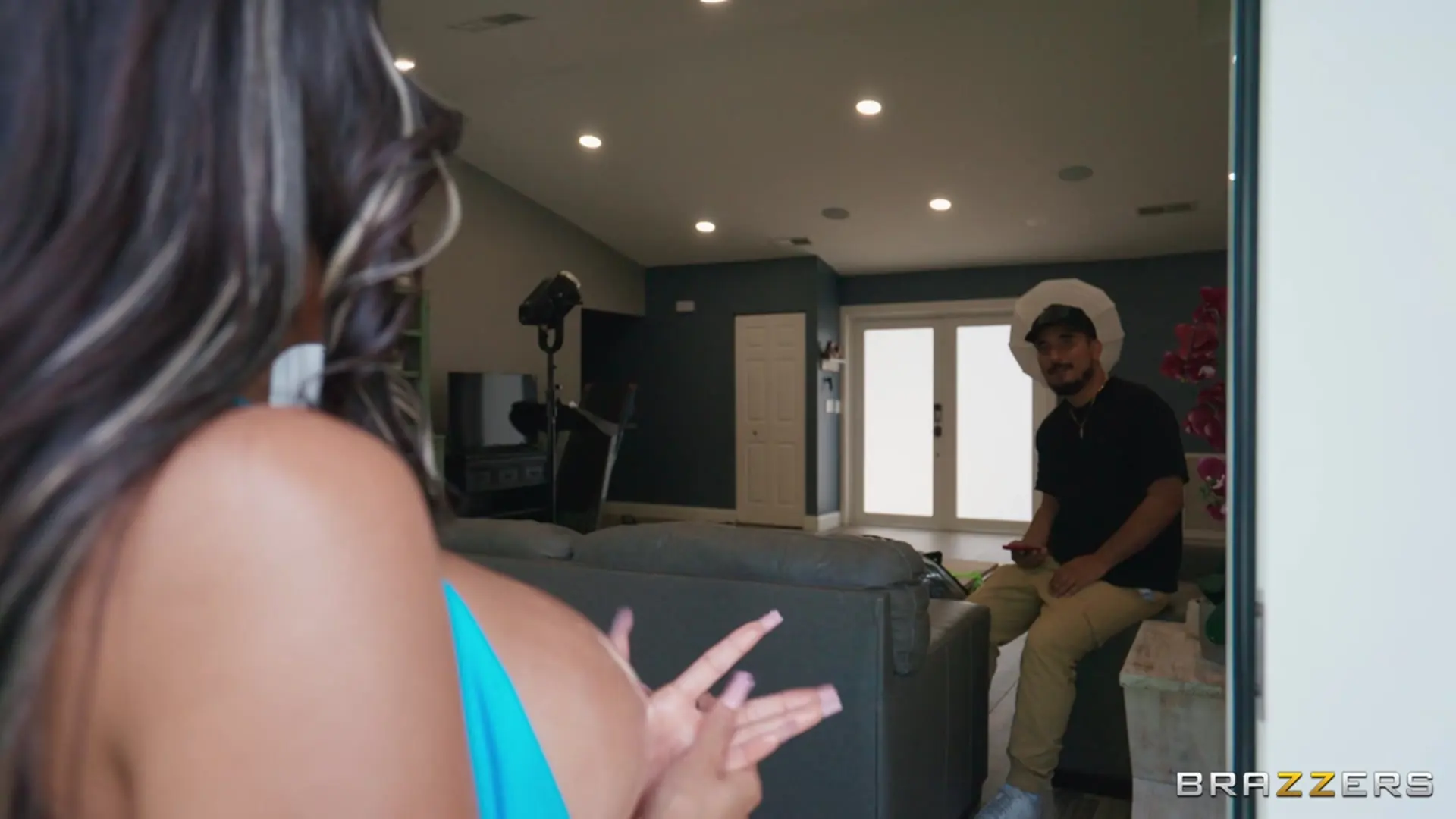 Brazzers 'Hottie To Set, In The Pool, On The Cock' starring Luna Star (Photo 8)