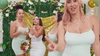 Savanah Storm in 'Say I Do To Photo Booth Fuck'