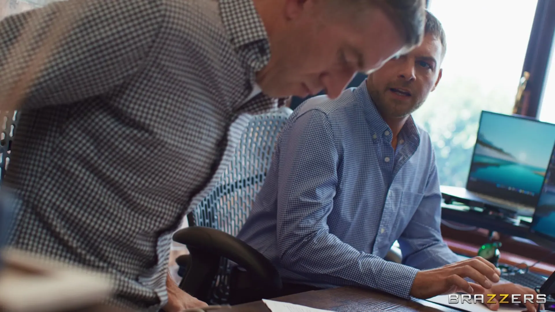 Brazzers 'Den Kollegen cucken' Darsteller Kiki Daniels (Foto 4)