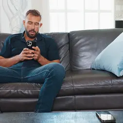 Baby Gemini en 'Brazzers' Pero tu esposa es mi amiga (Miniatura 4)