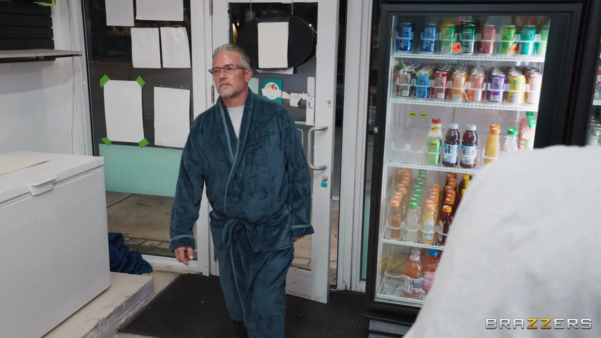 Kimmy Kimm 在 '雜貨店美女行為不端' from 'Brazzers' (照片 8) Brazzers '雜貨店美女行為不端' 主演 Kimmy Kimm (照片 8)