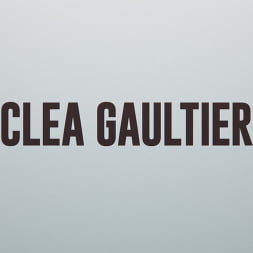 Clea Gaultier В Уроки французского языка (Фото 4) Clea Gaultier В 'Brazzers' Уроки французского языка (Миниатюру 4)