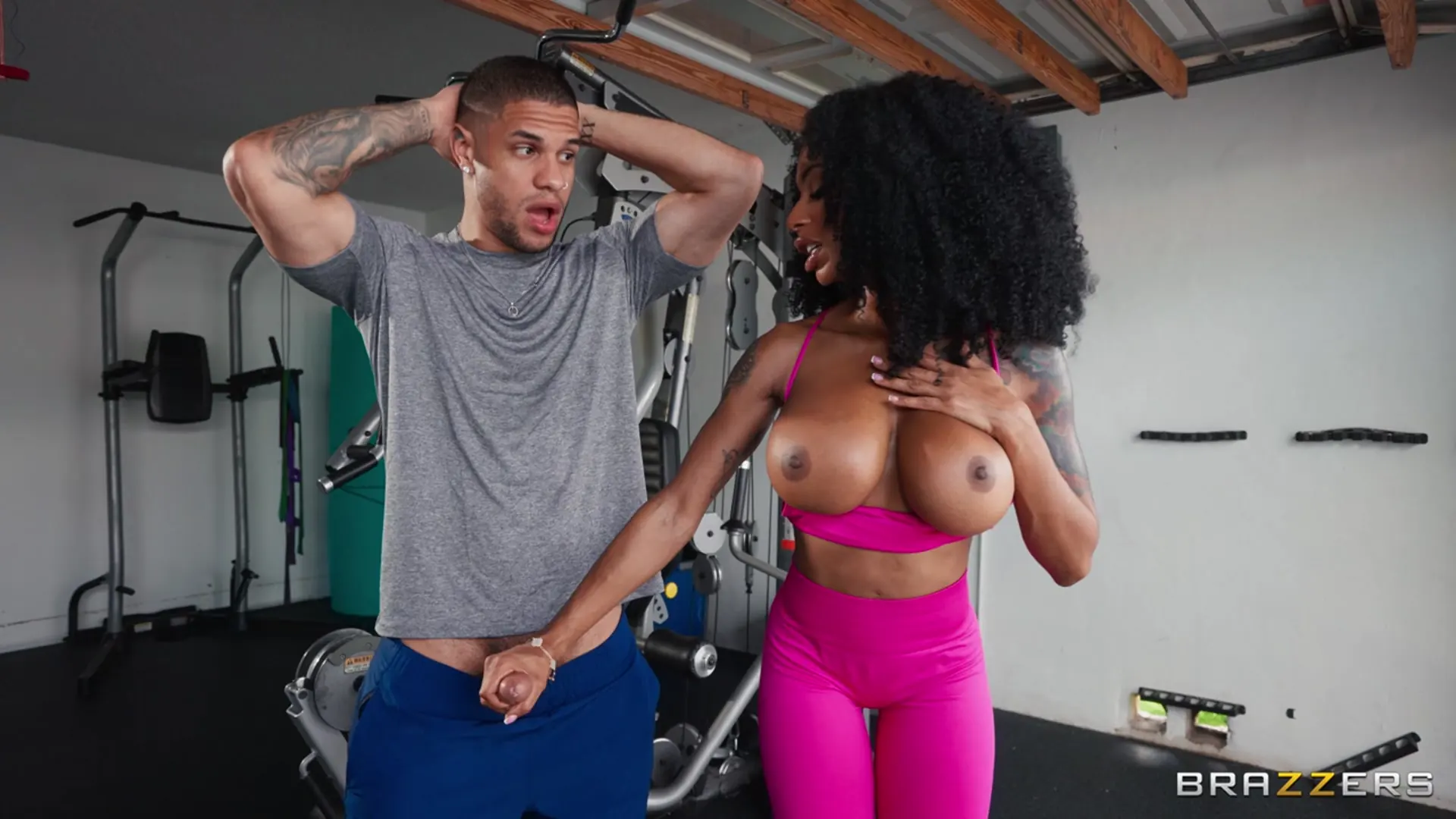 Sarai Minx 在 '射精,滑進這個熟女體內' from 'Brazzers' (照片 8) Brazzers '射精,滑進這個熟女體內' 主演 Sarai Minx (照片 8)