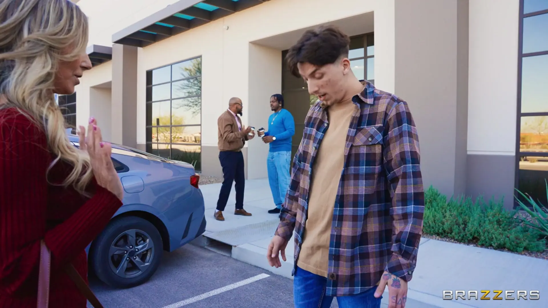 Brazzers '太成熟了，不適合當大學老二' 主演 Ainslee (照片 46)