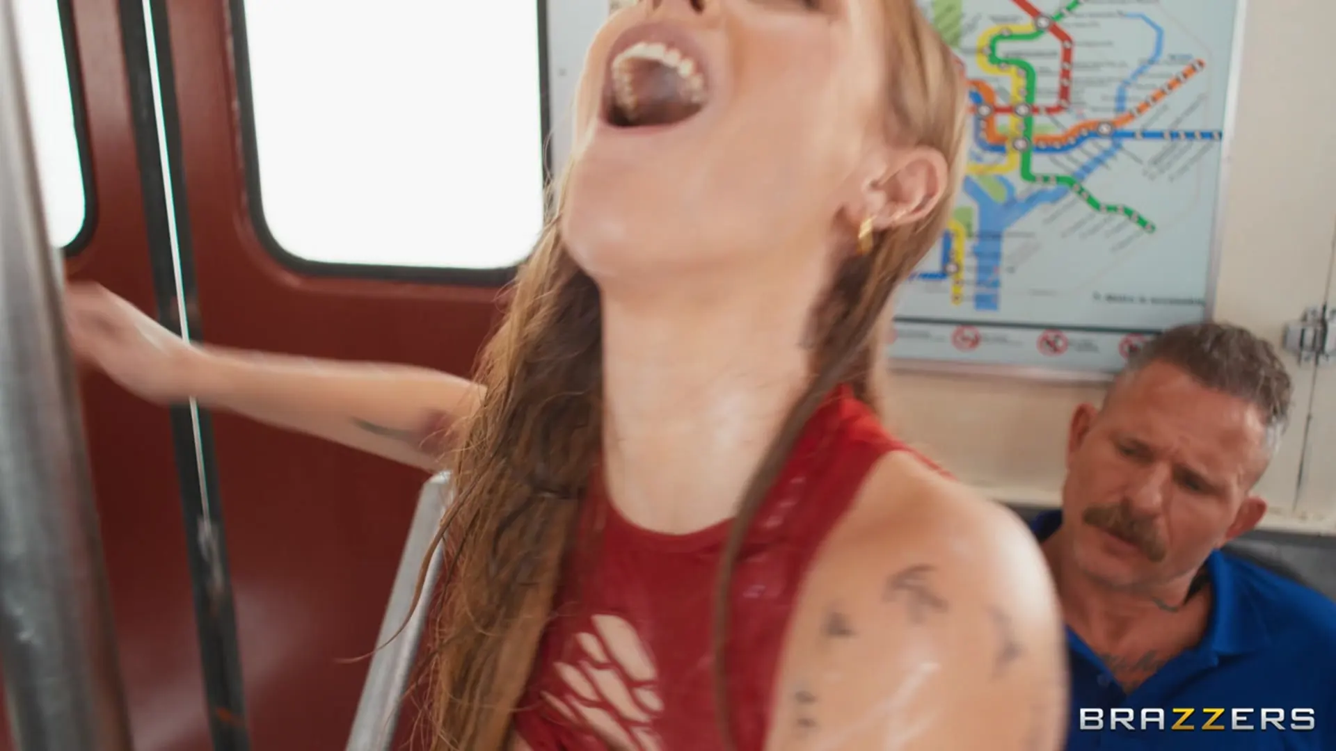 Brazzers 'Mehr! Mehr! Mehr!' Darsteller Angel Youngs (Foto 40)