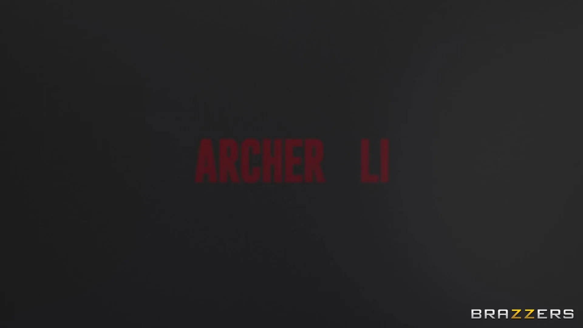 Brazzers 'Rate mal, wer beim Abendessen cuckt!' Darsteller Archer Ali (Foto 4)