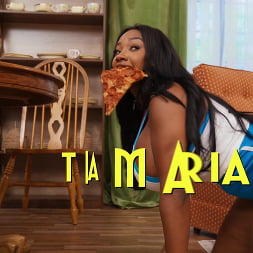 Tiamaria en 'Brazzers' Glory House: próxima penetración - episodio 1 (Miniatura 4)