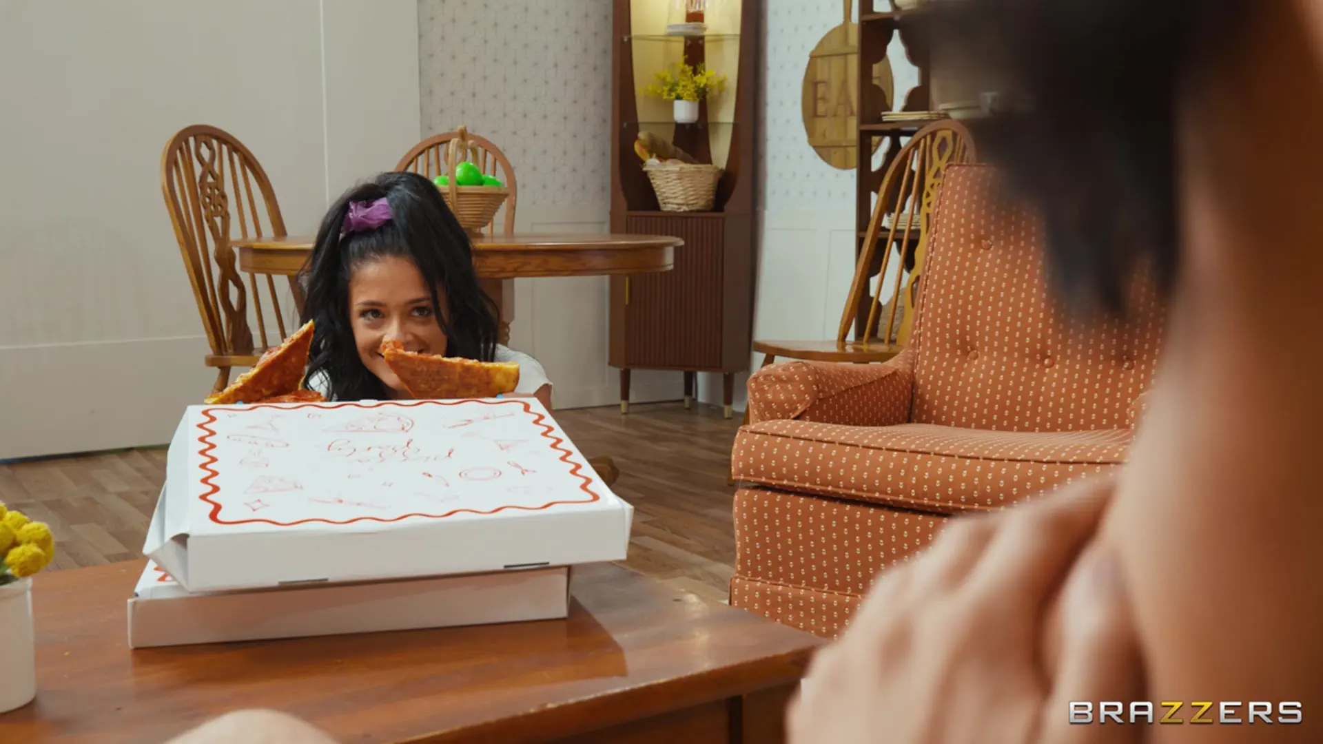 Brazzers 'Glory House: Next Penetration – Folge 3' Darsteller Roxie Sinner (Foto 28)