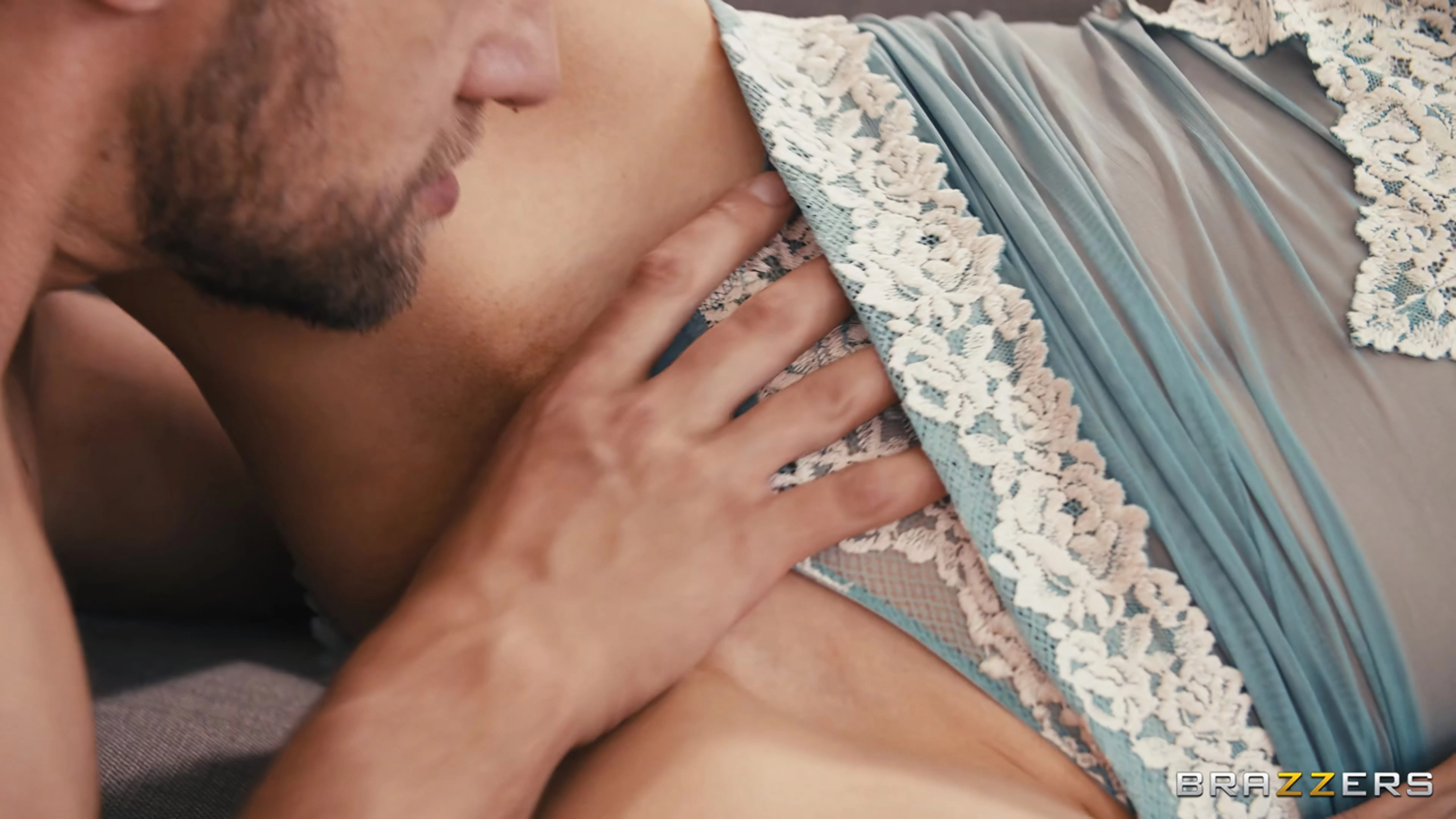 Brazzers 'Mañana perezosa y sensual' protagonizando Stacy Cruz (foto 8)