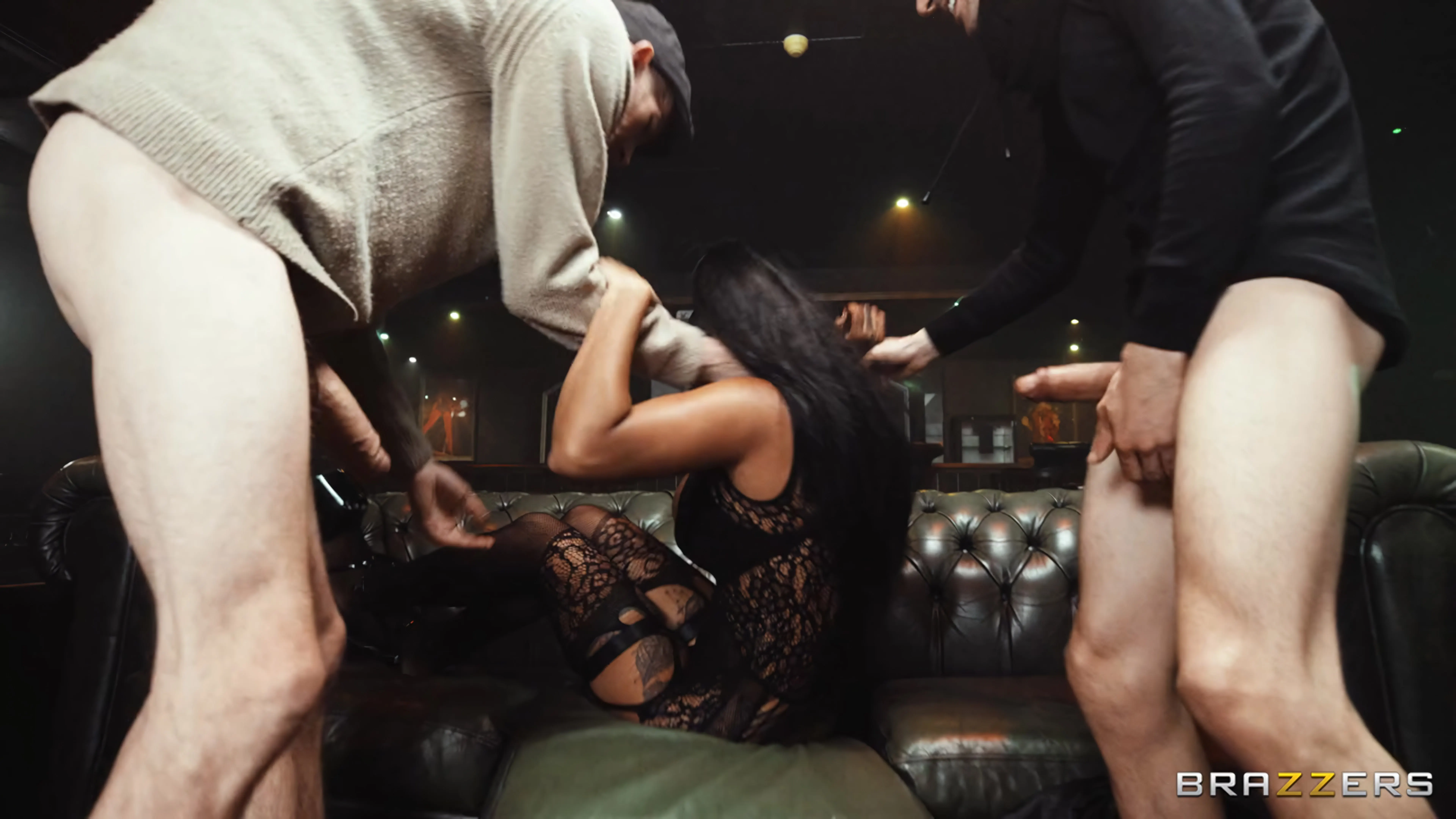 Brazzers 'Rückkehr des Jordi' Darsteller Yasmina Khan (Foto 48)