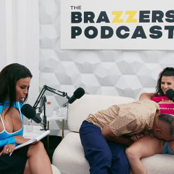 Luna Star 在 The Brazzers 播客:第19集 (照片 32) Luna Star 在 'Brazzers' The Brazzers 播客:第19集 (縮略圖 32)