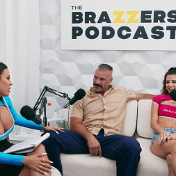 Luna Star 在 The Brazzers 播客:第19集 (照片 36) Luna Star 在 'Brazzers' The Brazzers 播客:第19集 (縮略圖 36)