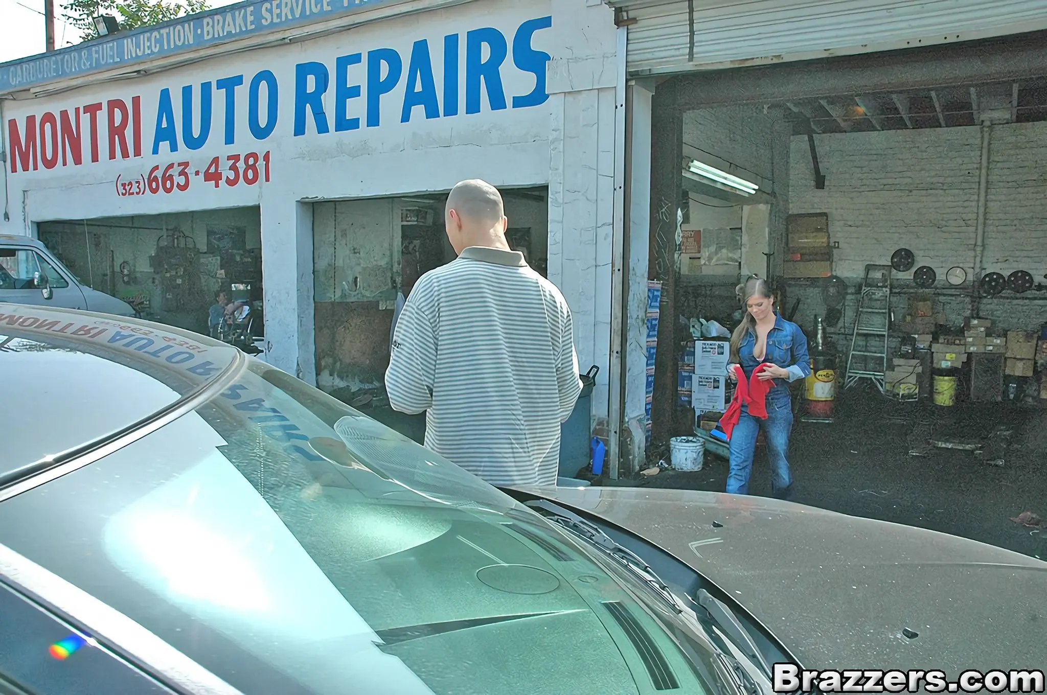 Brazzers 'Bajo el capó' protagonizando Rita Faltoyano (foto 1)