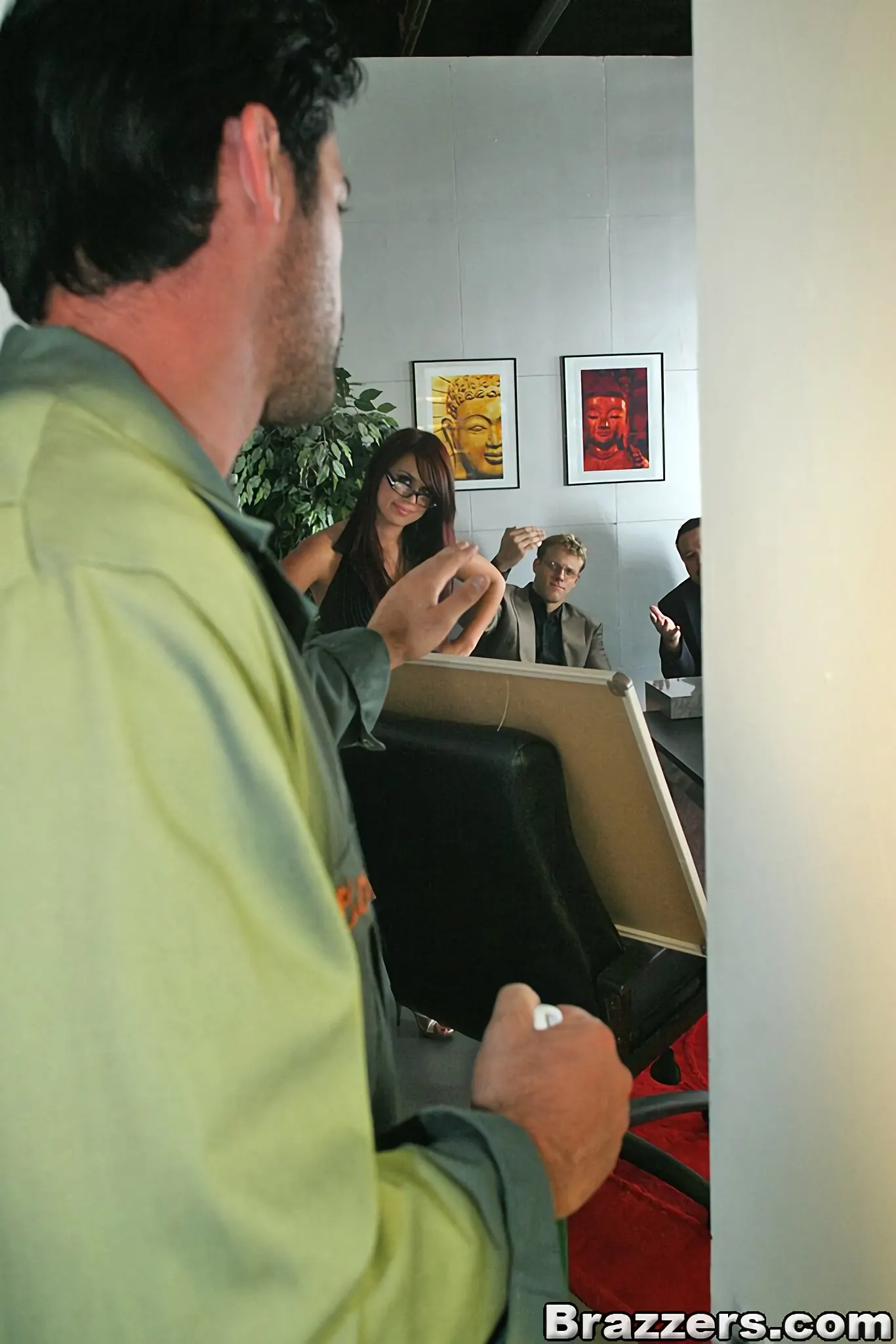 Eva Angelina In 'Respekt verdienen' from 'Brazzers' (Foto 5) Brazzers 'Respekt verdienen' Darsteller Eva Angelina (Foto 5)