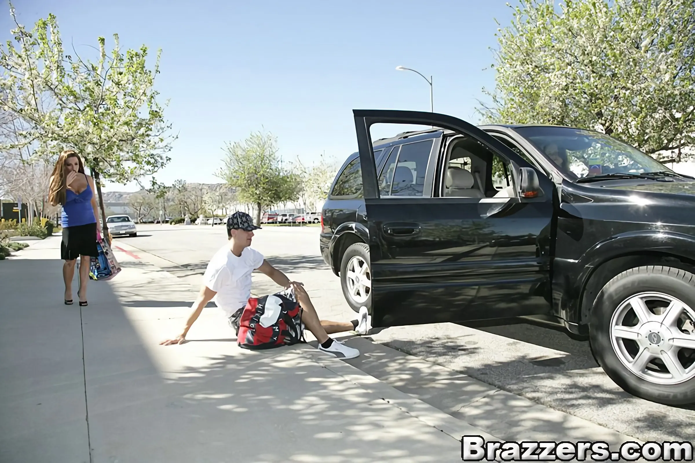 Victoria Valentino В 'Одна женщина мусор другой milfs сокровище' from 'Brazzers' (Фото 6) Brazzers 'Одна женщина мусор другой milfs сокровище' Ролях Victoria Valentino (Фото 6)