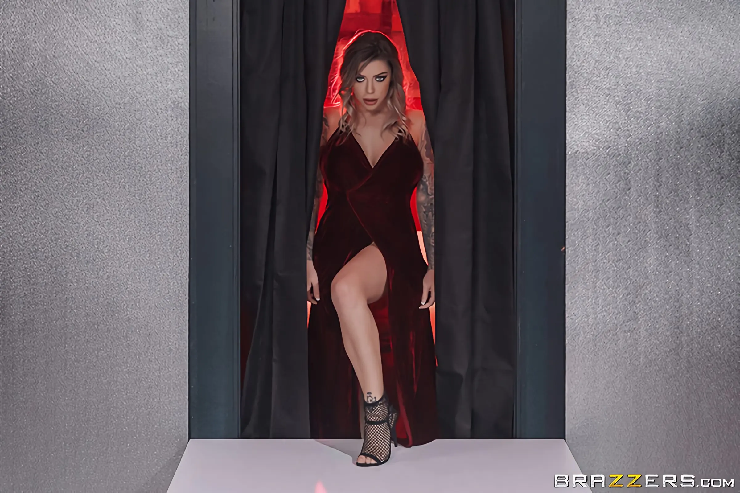 Brazzers 'Runway Beute' Darsteller Karma Rx (Foto 1)