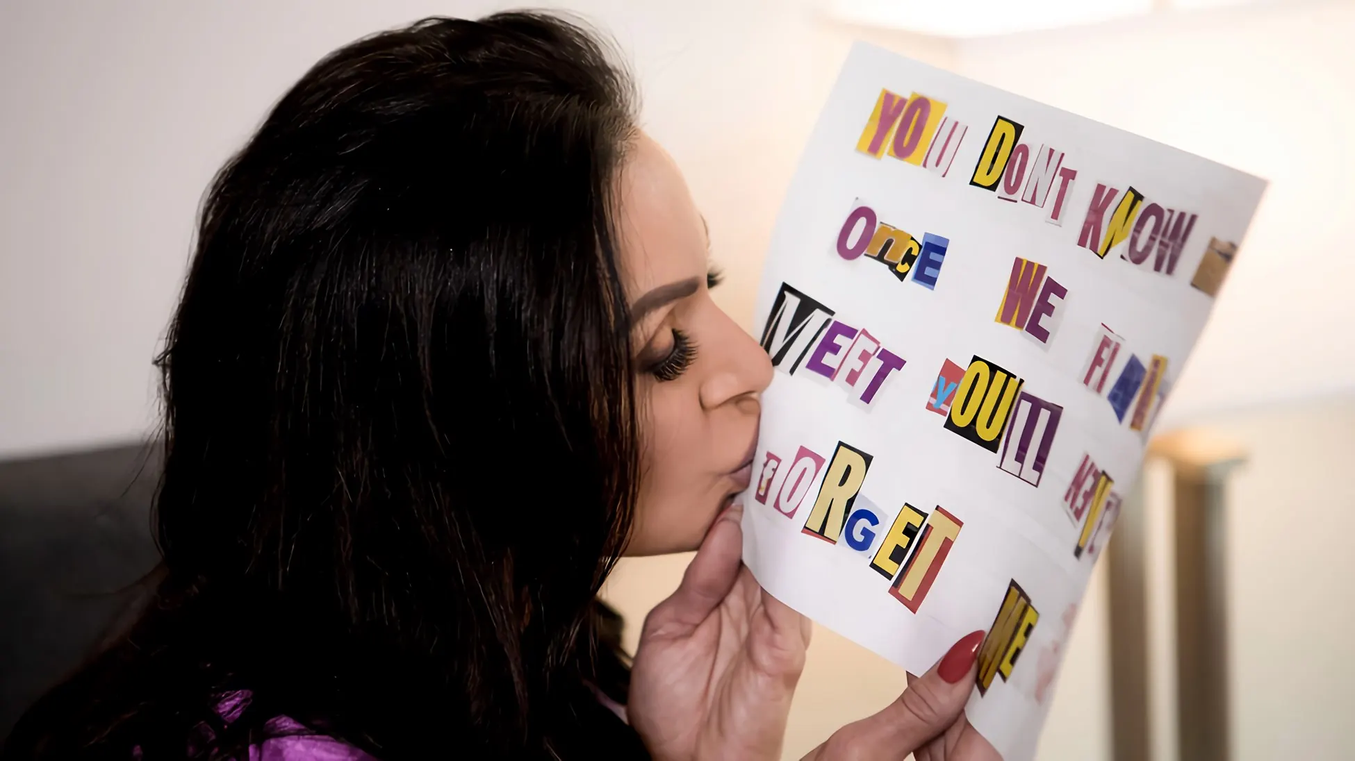 Brazzers 'एक मुर्गा के लिए पीछा' अभिनीत Kendra Lust (फोटो 6)