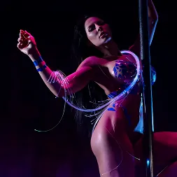 Madison Ivy in 'Brazzers' Pixel Whip Strip (Thumbnail 6)