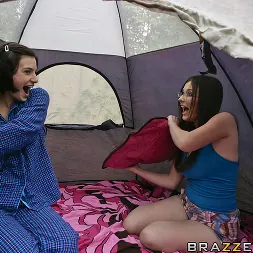 Angel Jay 在 'Brazzers' 大癮 (縮略圖 5)