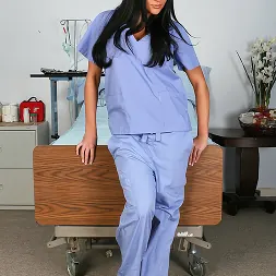 Audrey Bitoni in 'Brazzers' Impatient Patient (Thumbnail 1)