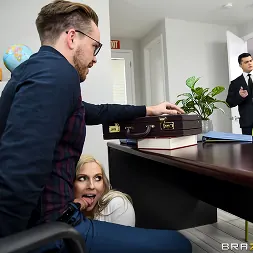 Christie Stevens में 'Brazzers' केवल मेरे परिवार के लिए सबसे अच्छा (थंबनेल 1)