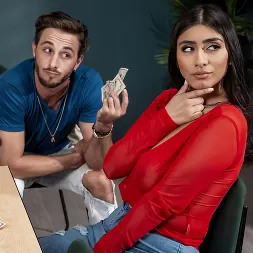 Violet Myers in 'Brazzers' Violet's Backpack Hack (Thumbnail 6)