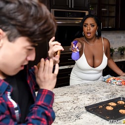 Layton Benton in 'Brazzers' Don't Toy With My Ass (Thumbnail 3)