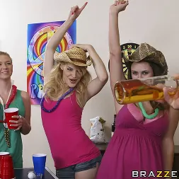 Ally Ann in 'Brazzers' A teeny-totter born to take it (Thumbnail 5)