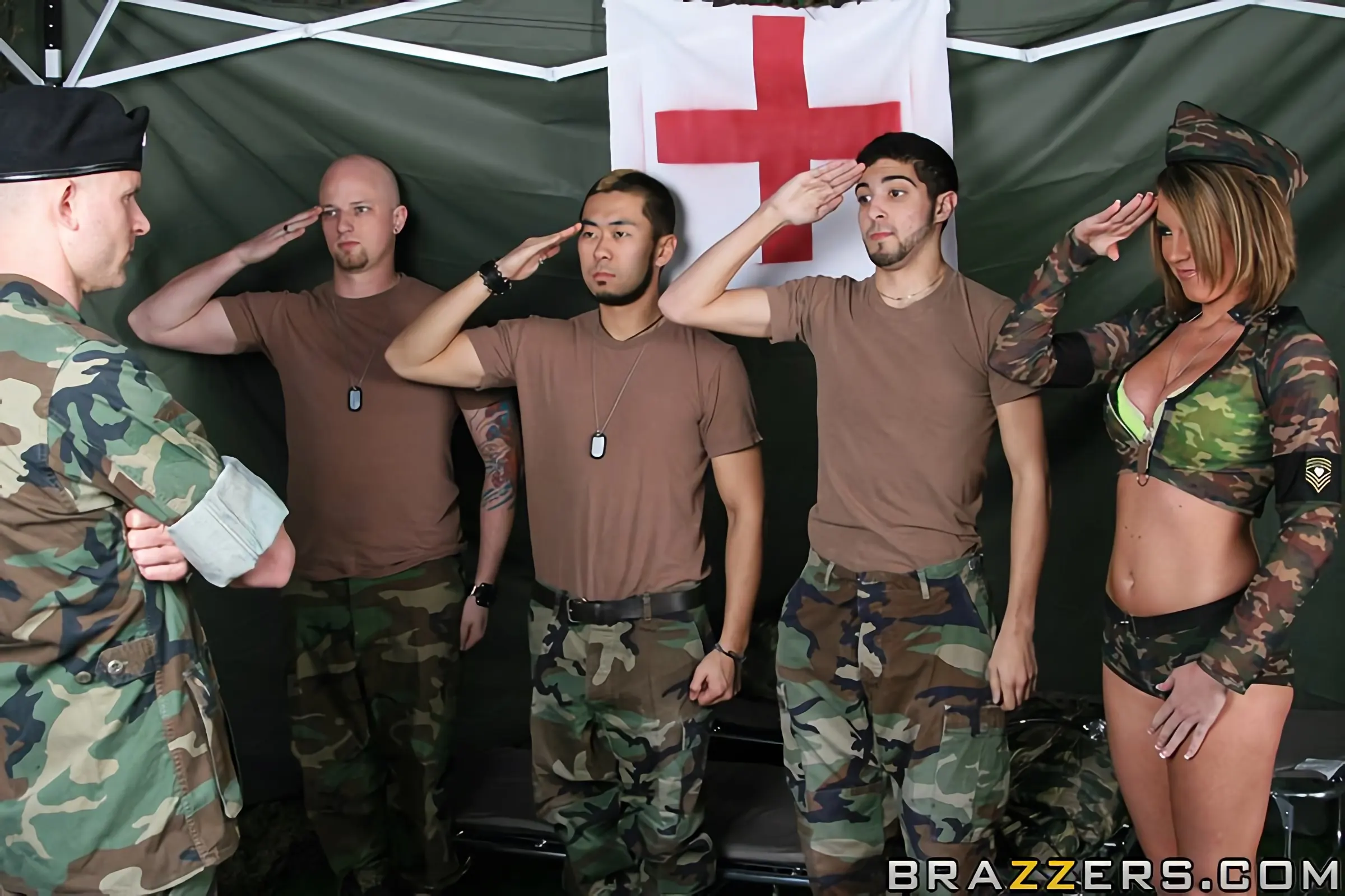 Bella In 'Verhärten Sie den Sanitäter' from 'Brazzers' (Foto 6) Brazzers 'Verhärten Sie den Sanitäter' Darsteller Bella (Foto 6)