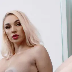 Kendra Sunderland in 'Brazzers' Sinner At Dinner (Thumbnail 2)
