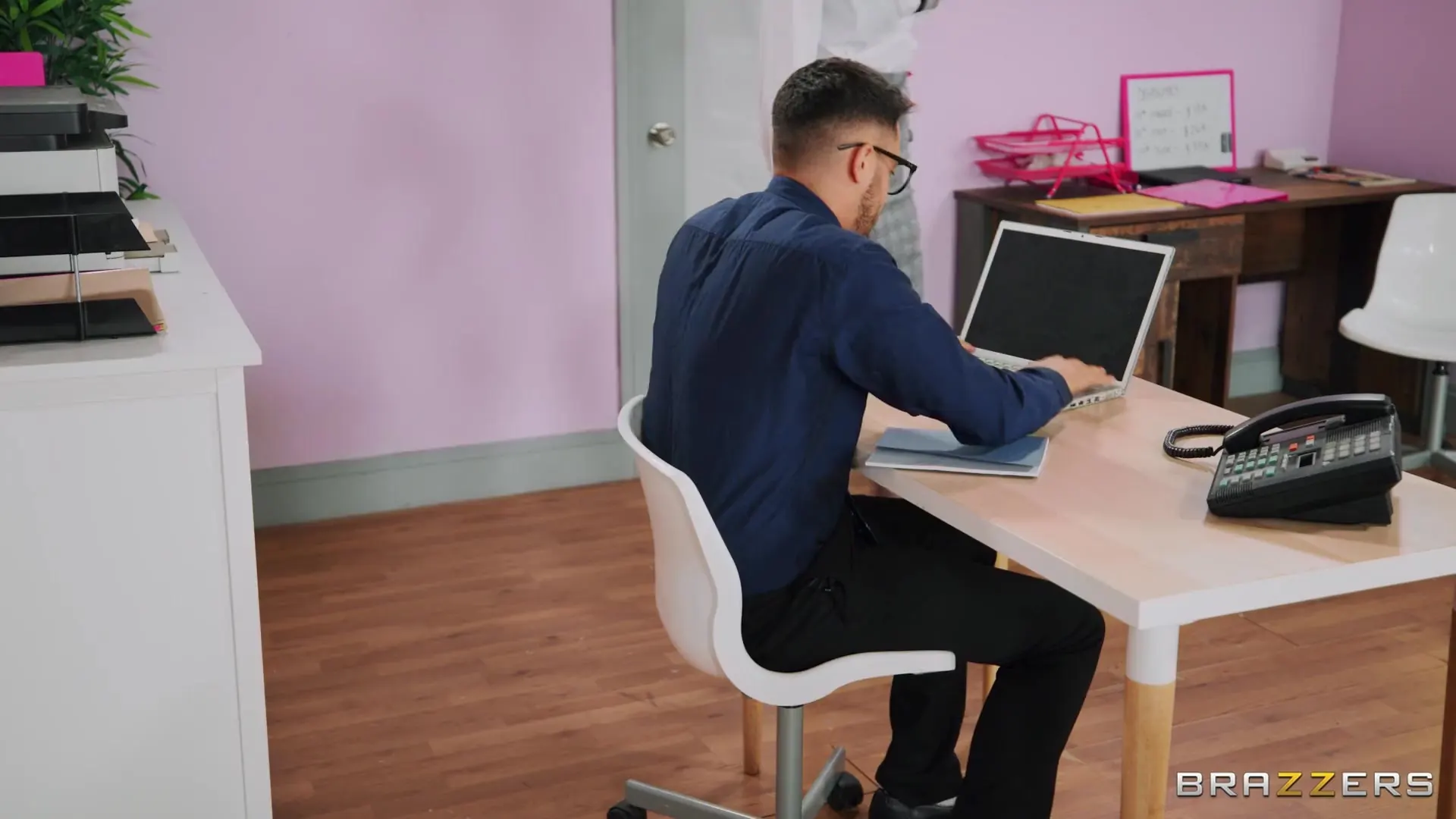 Brazzers 'The Gift Of Cock 2' starring Lenina Crowne (Photo 2)