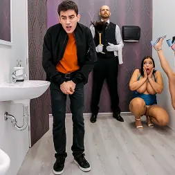 Sofia Lee В 'Brazzers' Дыры славы сошли с ума (Миниатюру 1)