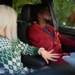 Gia OhMy In 'Brazzers' Eine moderne Romanze - Bad Boy trifft Gilf (Ein 2)