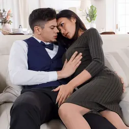 Rae Lil Black 在 您與雷的一天 (照片 1) Rae Lil Black 在 'Brazzers' 您與雷的一天 (縮略圖 1)