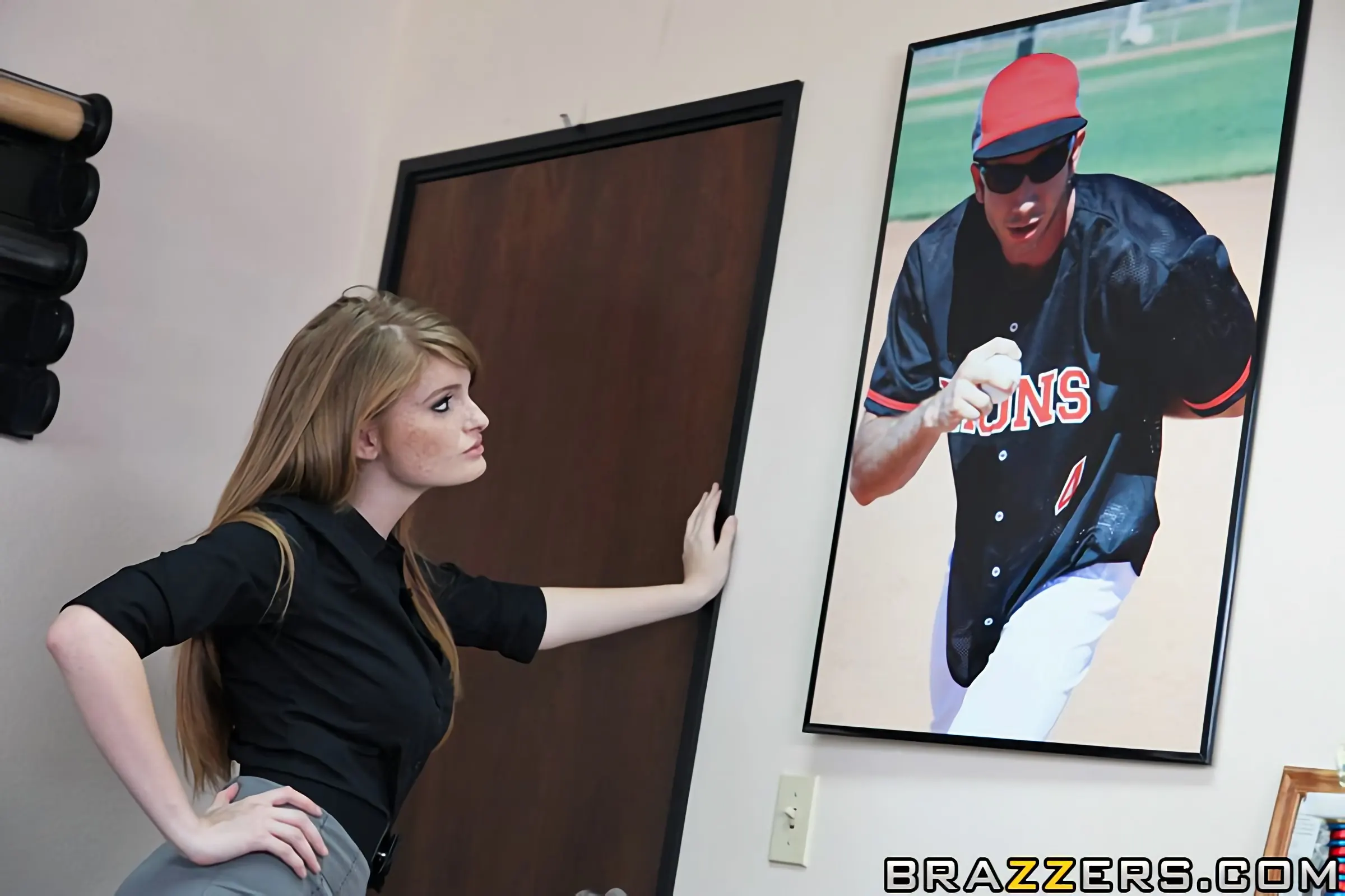 Faye Reagan in 'Shorting The Game' from 'Brazzers' (Photo 5) Brazzers 'Shorting The Game' starring Faye Reagan (Photo 5)