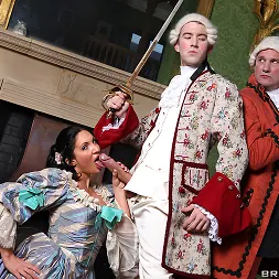 Emily B In 'Brazzers' Duell für Pussy (Ein 2)