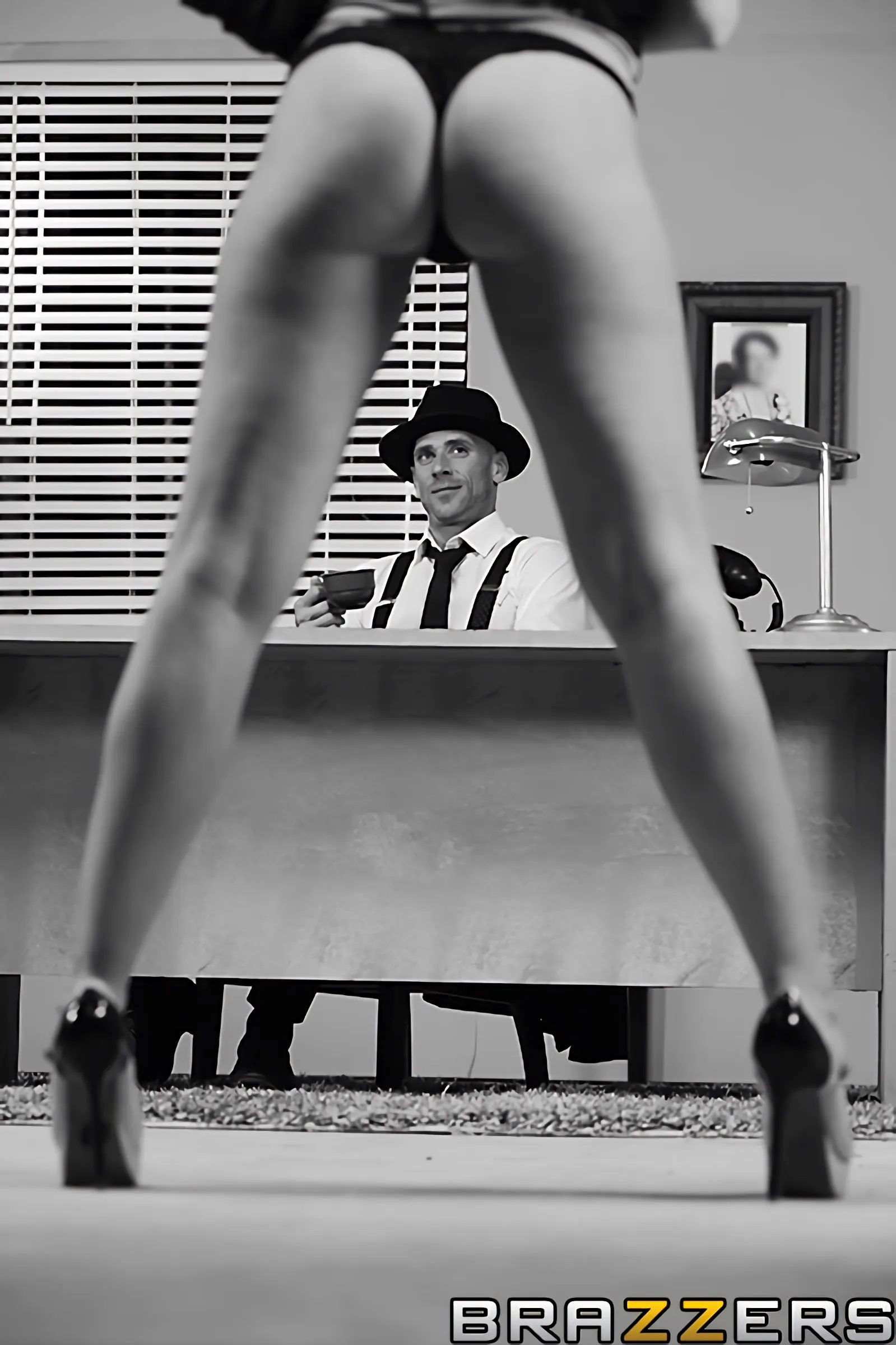 Brazzers 'Das Gehäuse der Perlenkette' Darsteller Chanel Preston (Foto 6)