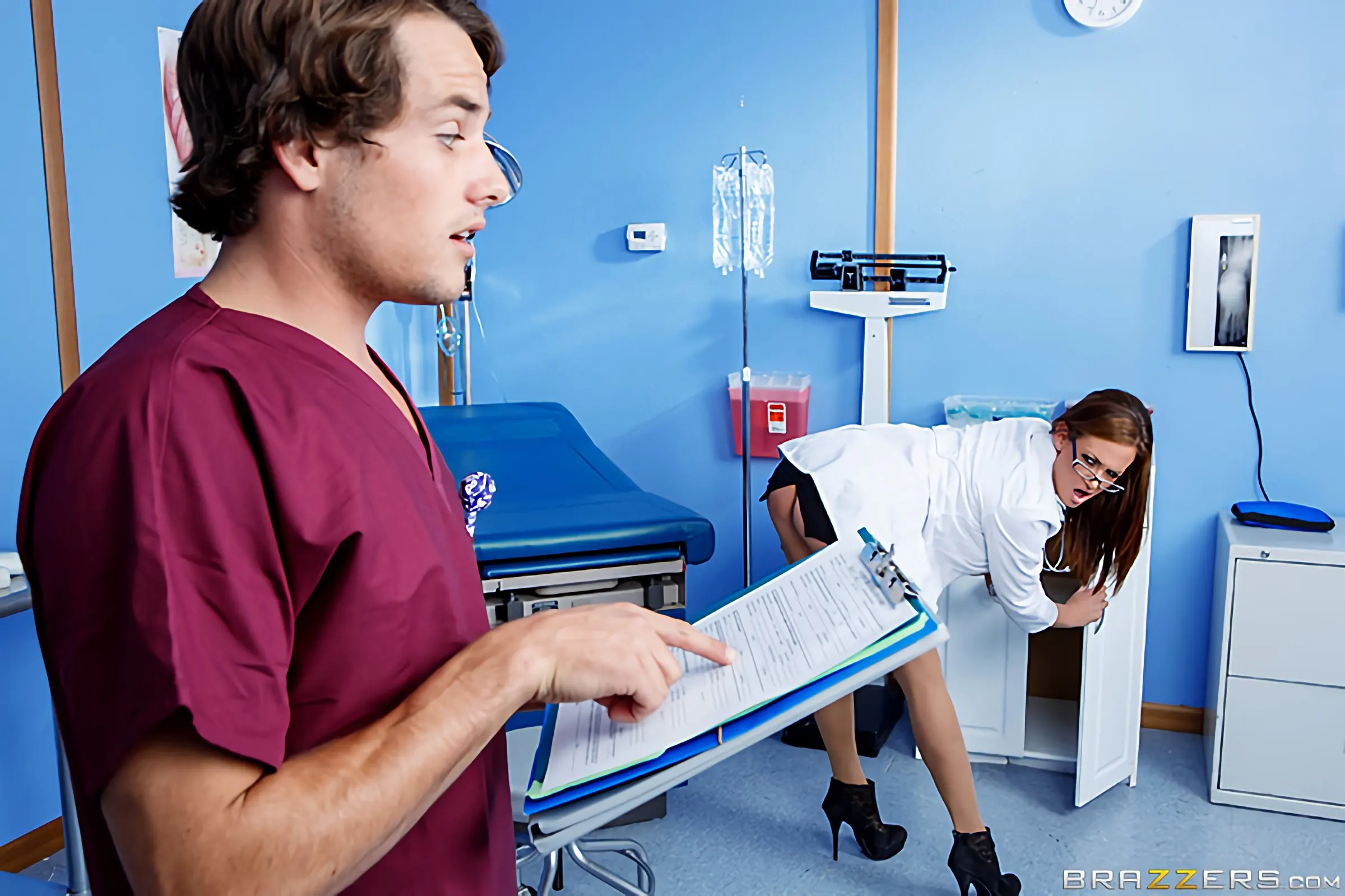 Brazzers 'Peeping Nurse Learns a Lesson' starring Rikki Six (Photo 7)