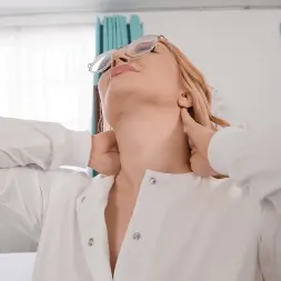 Halle Hayes in 'Brazzers' Married Couple Mobs the Horny Masseuse (Thumbnail 2)