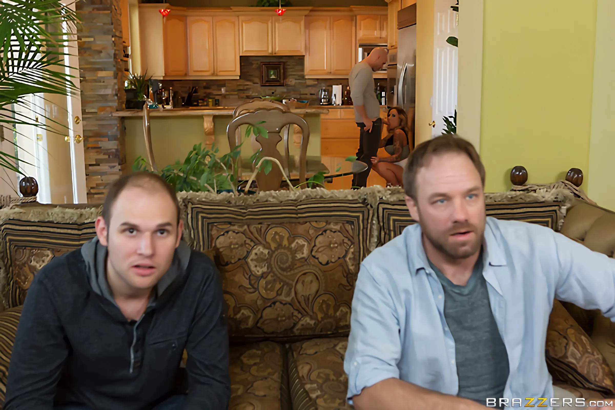 Brazzers 'Супербанг воскресенье' Ролях Payton West (Фото 7)