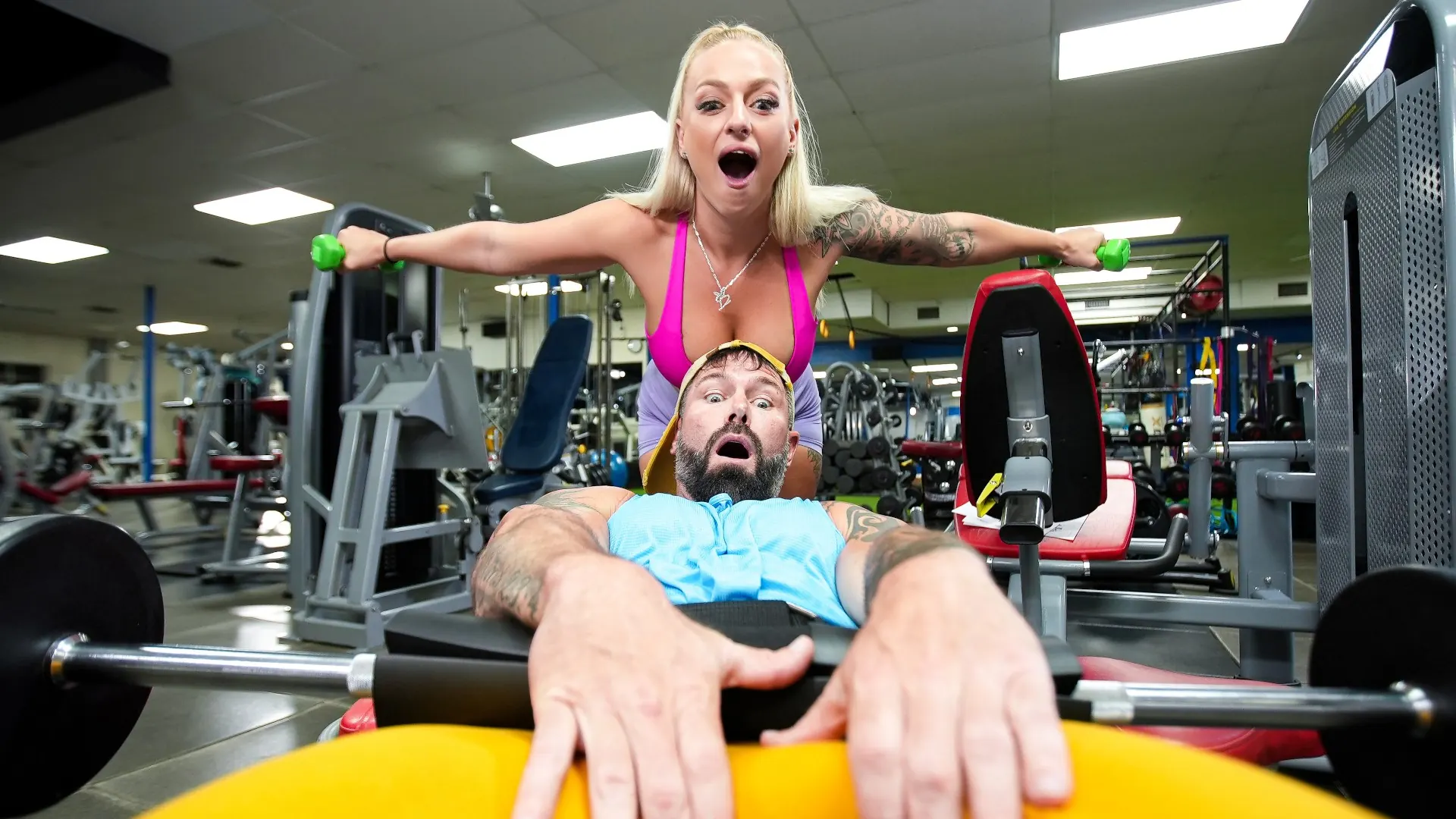 Brazzers '壞！' 主演 GI Joey (照片 1)