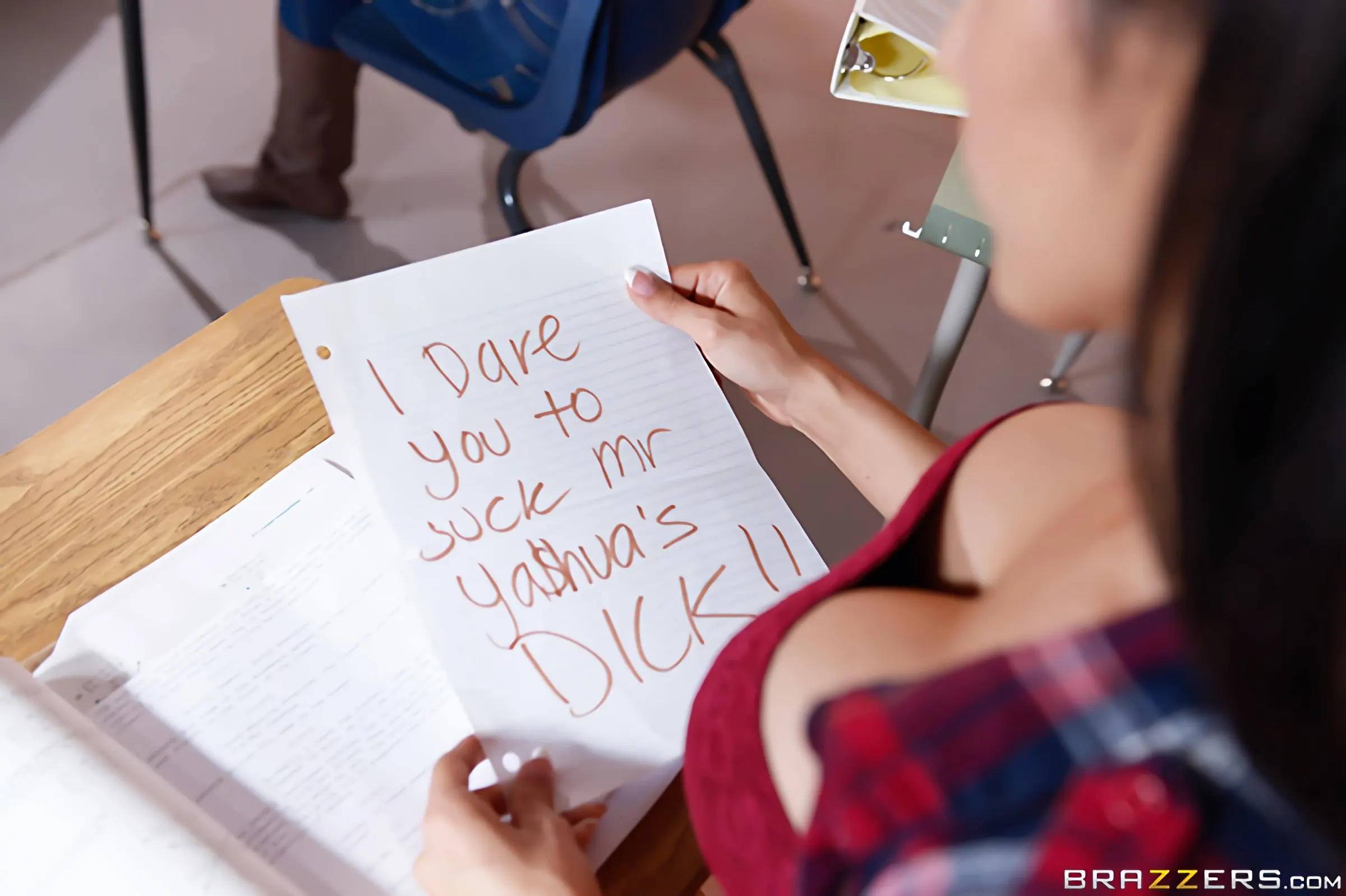 Tia Cyrus In 'Mein phys ed Lehrer gefickt meine Titten' from 'Brazzers' (Foto 5) Brazzers 'Mein phys ed Lehrer gefickt meine Titten' Darsteller Tia Cyrus (Foto 5)