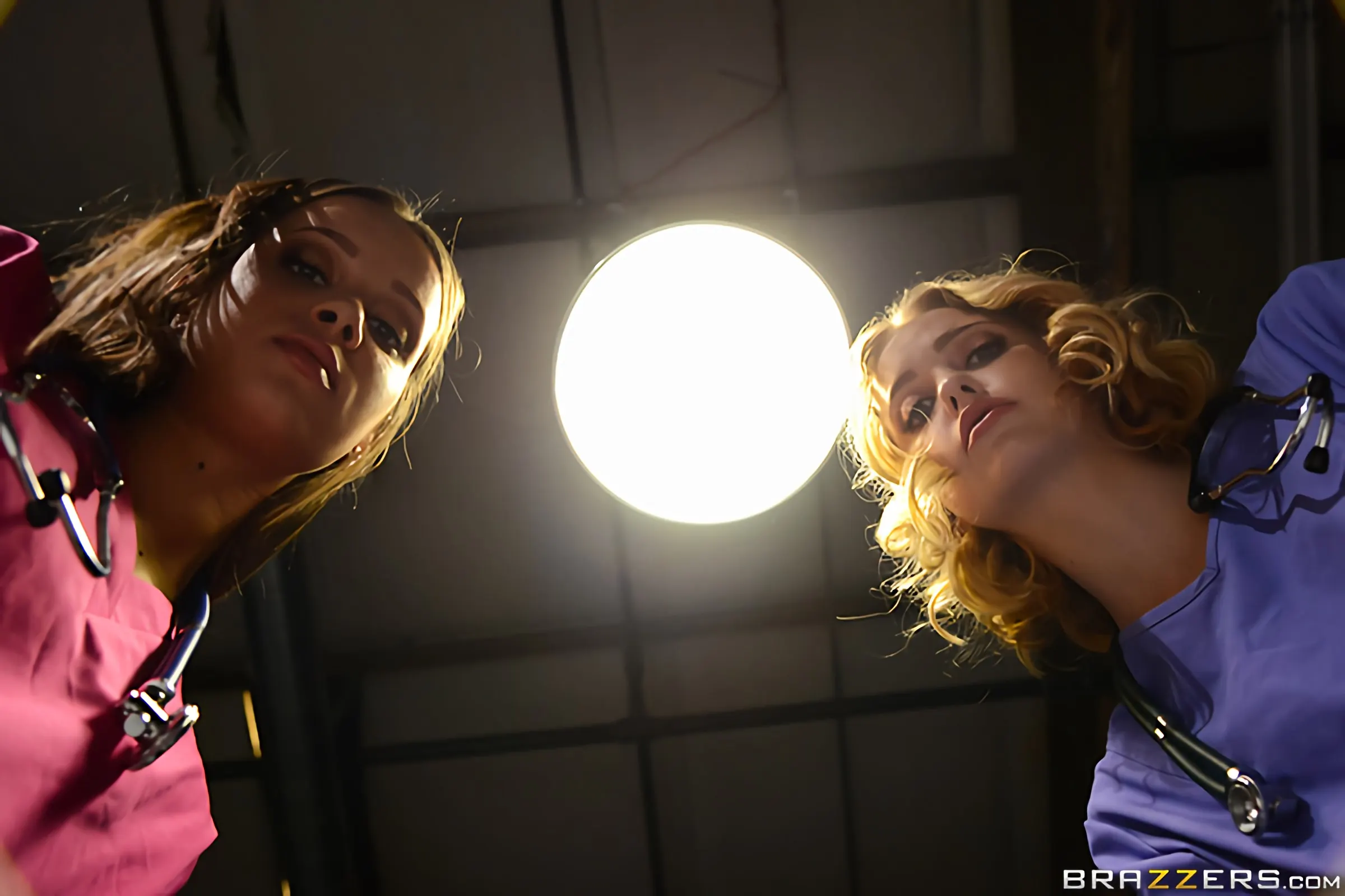 Brazzers 'Teen Heaven' protagonizando Chloe Couture (foto 7)